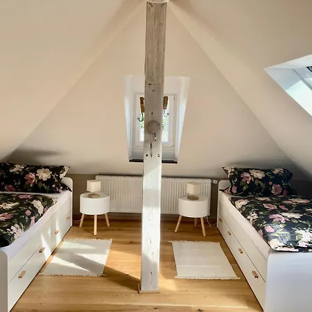 Grosse Galeriewohnung Mit Sauna 